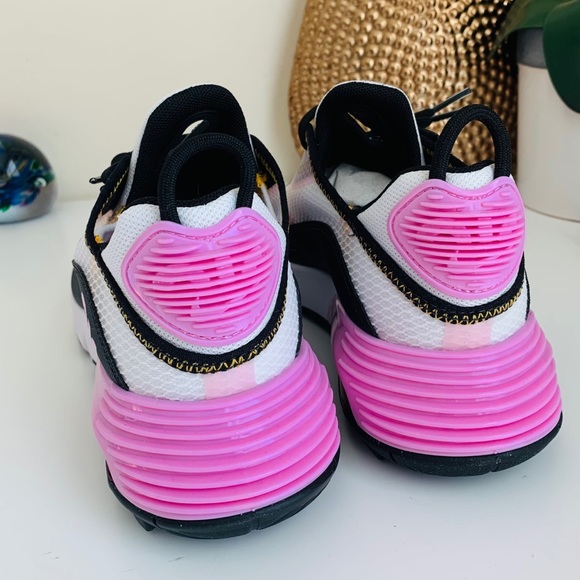 Nike Air Max 2090 - Picture 5 of 7